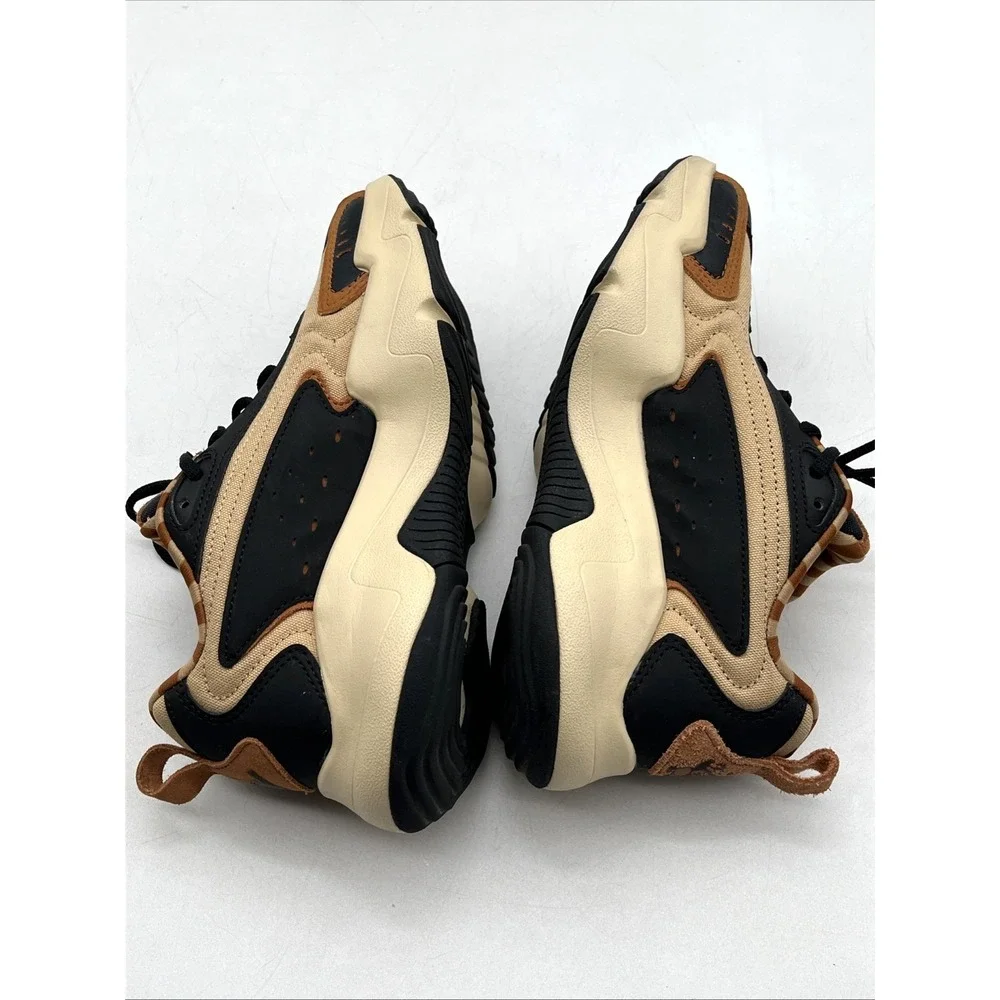 Reebok Kung Fu Panda Vector Runner H02990 Youth 3.5 / Women 5.5 Black Caramel‎